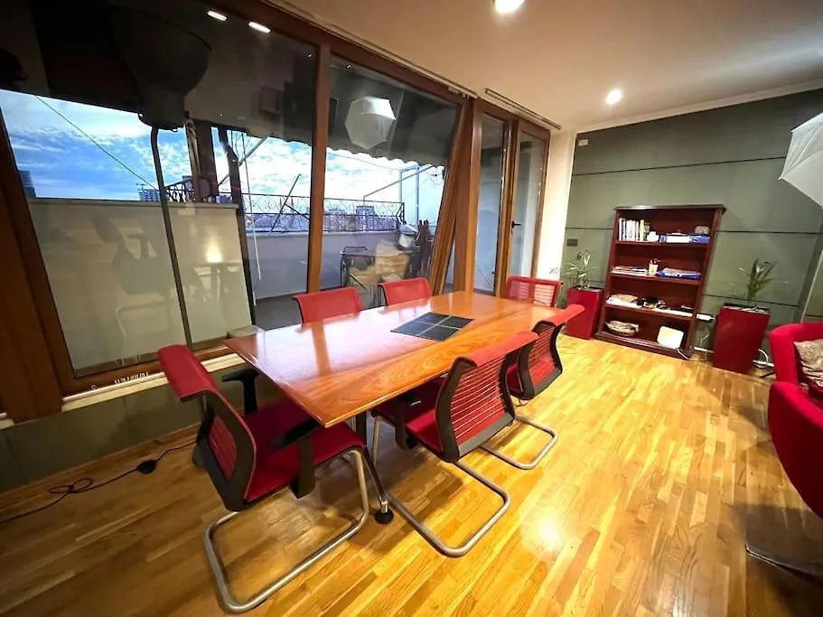 Apartamento Panoramic Penthouse Center 5 Min Main Square Tirana