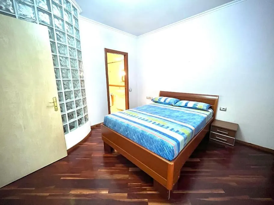 Apartamento Panoramic Penthouse Center 5 Min Main Square Tirana